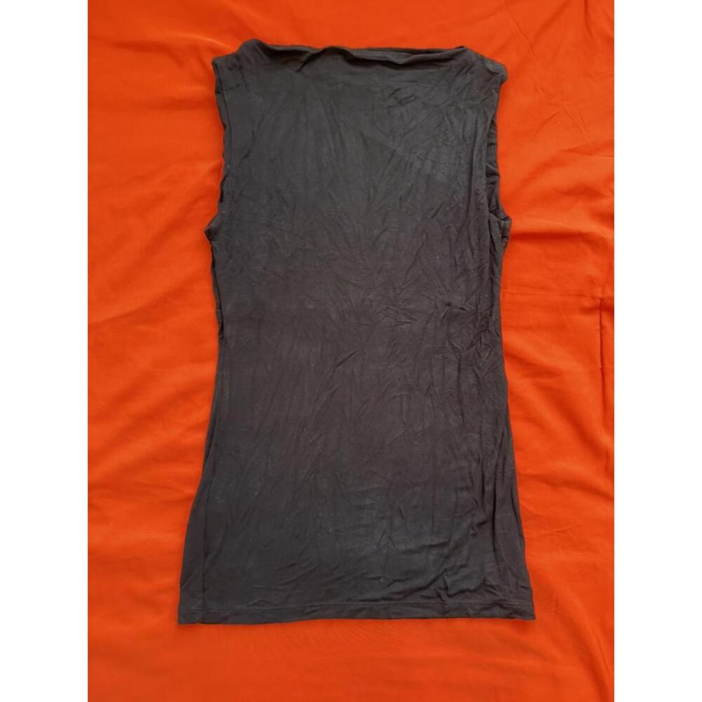 TOPSHOP Sleeveless Top in Black (US 0-2)